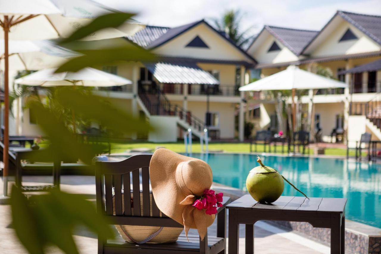 Sansan Resort Vang Vieng Extérieur photo